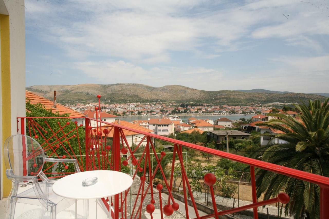 Domus Apartments Trogir Exterior photo
